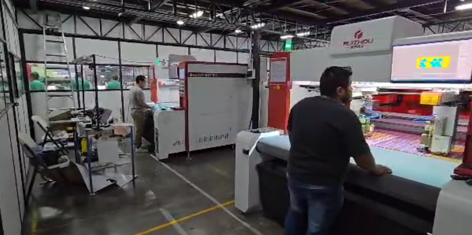 shoe cutting machine