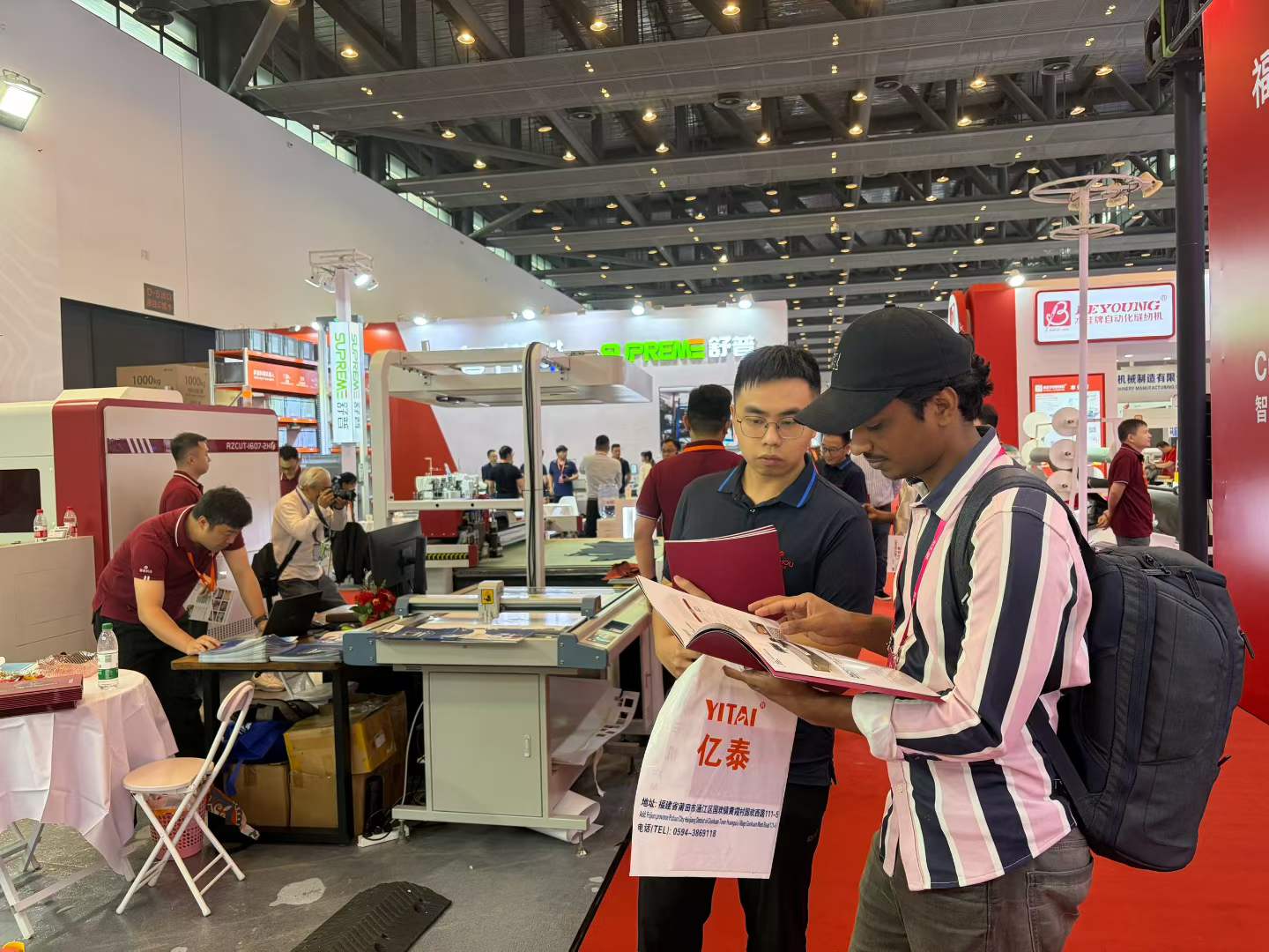 intelligent leather cutting machine