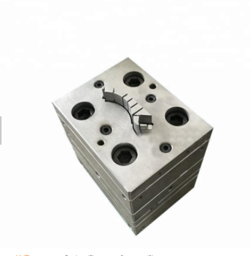 PVC hollow sheet die head