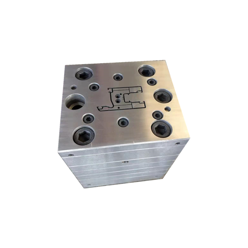 Best quality PVC window extruder mold in China