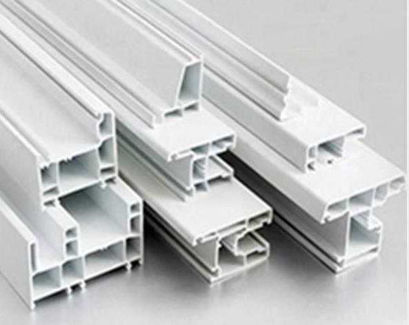 Extrusionslinie für PVC-Fenster und -Türen