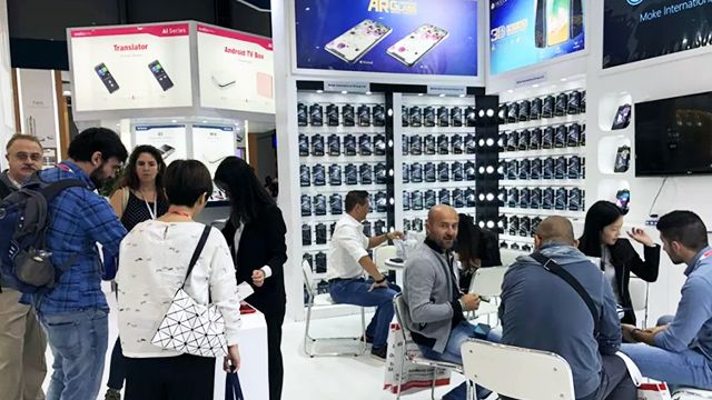  new products attract countless people