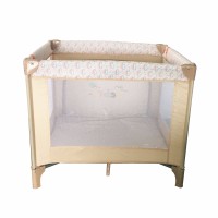 Μικρή τετράγωνη κούνια ταξιδιού