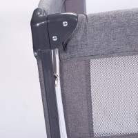 Lettino Co attaccato al letto