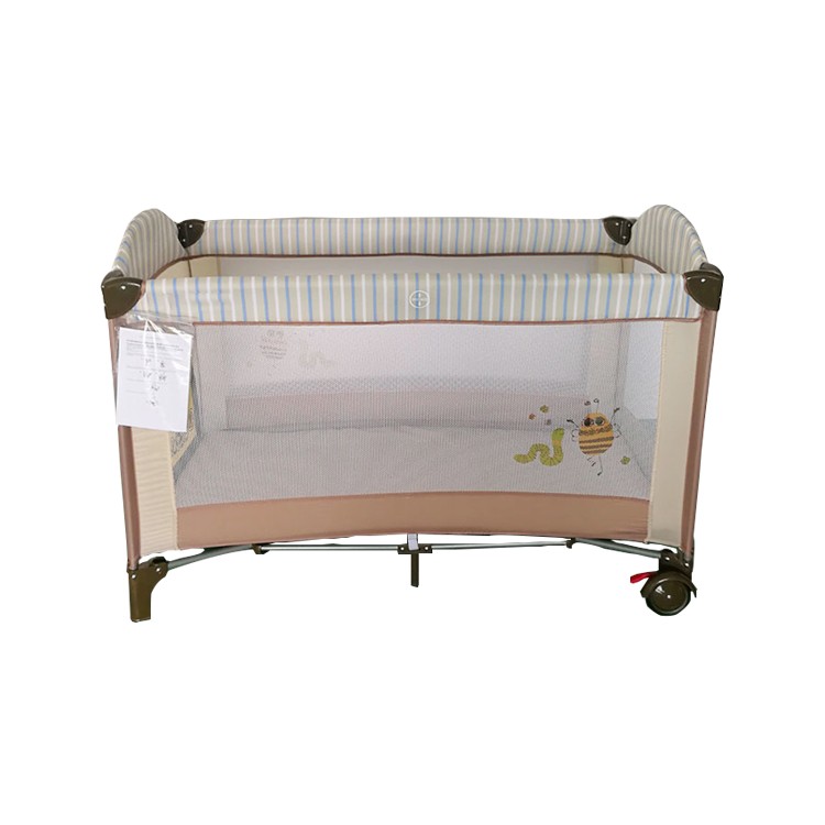 playpen and crib