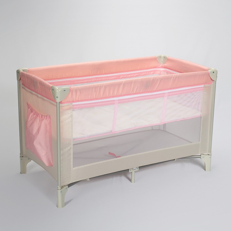 Baby-Laufstall mit Wickeltisch