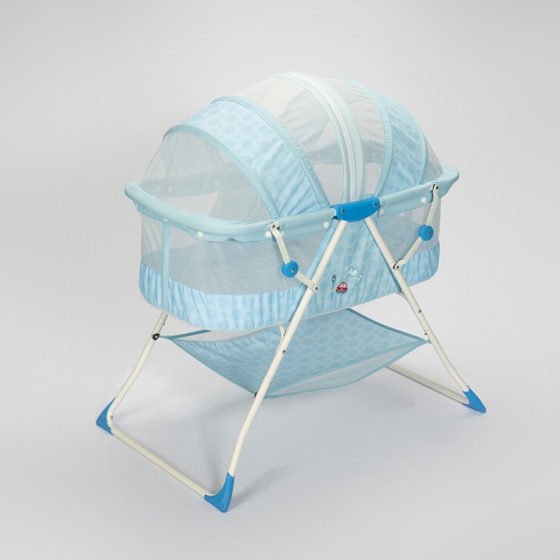 مهد أطفال للأولاد باللون الأزرق