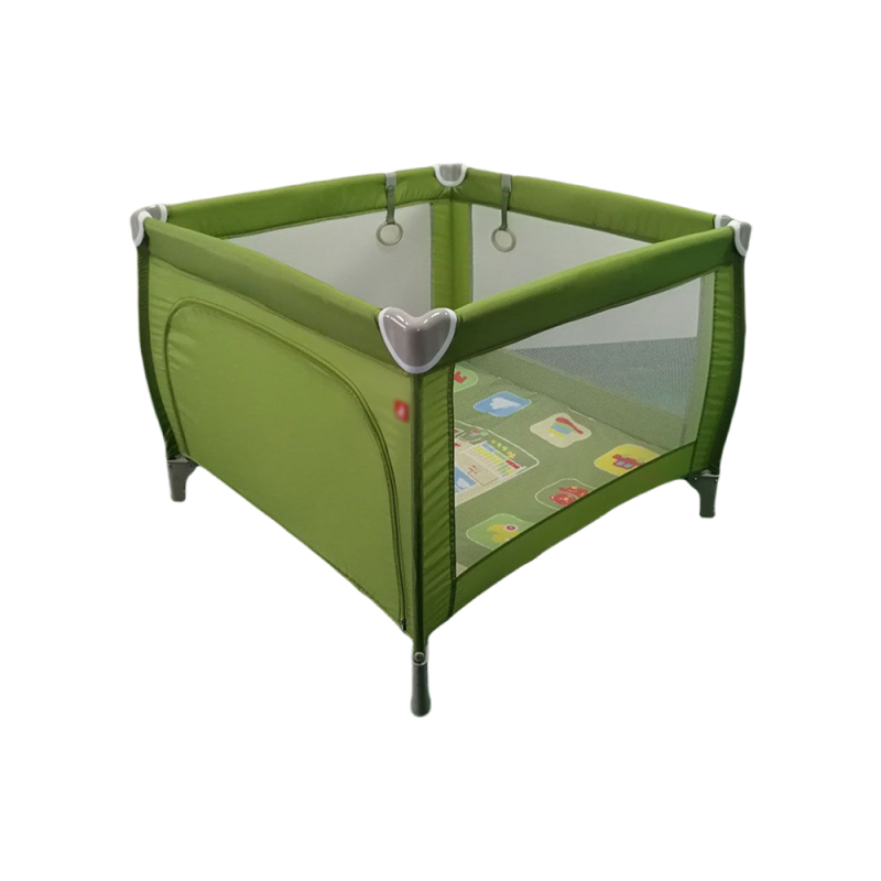 Grande box per bambini quadrato con cortile da gioco