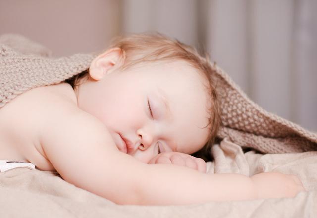 When Is Co Sleeping Safe for My Baby?