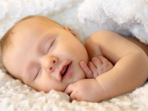 Can a baby travel cot be used as a permanent sleeping arrangement?