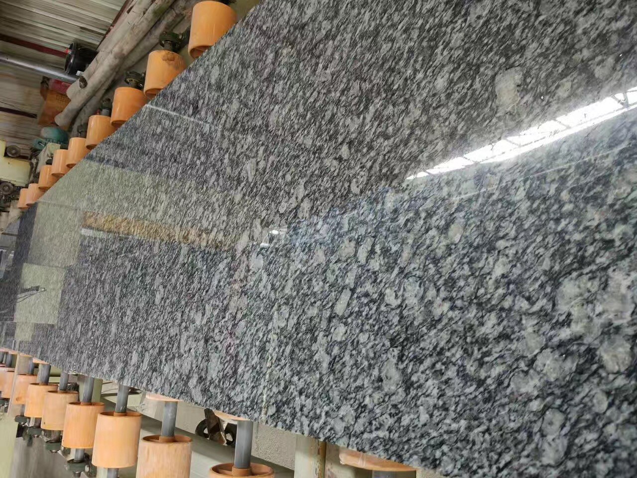 Sea Wave Flower Granite