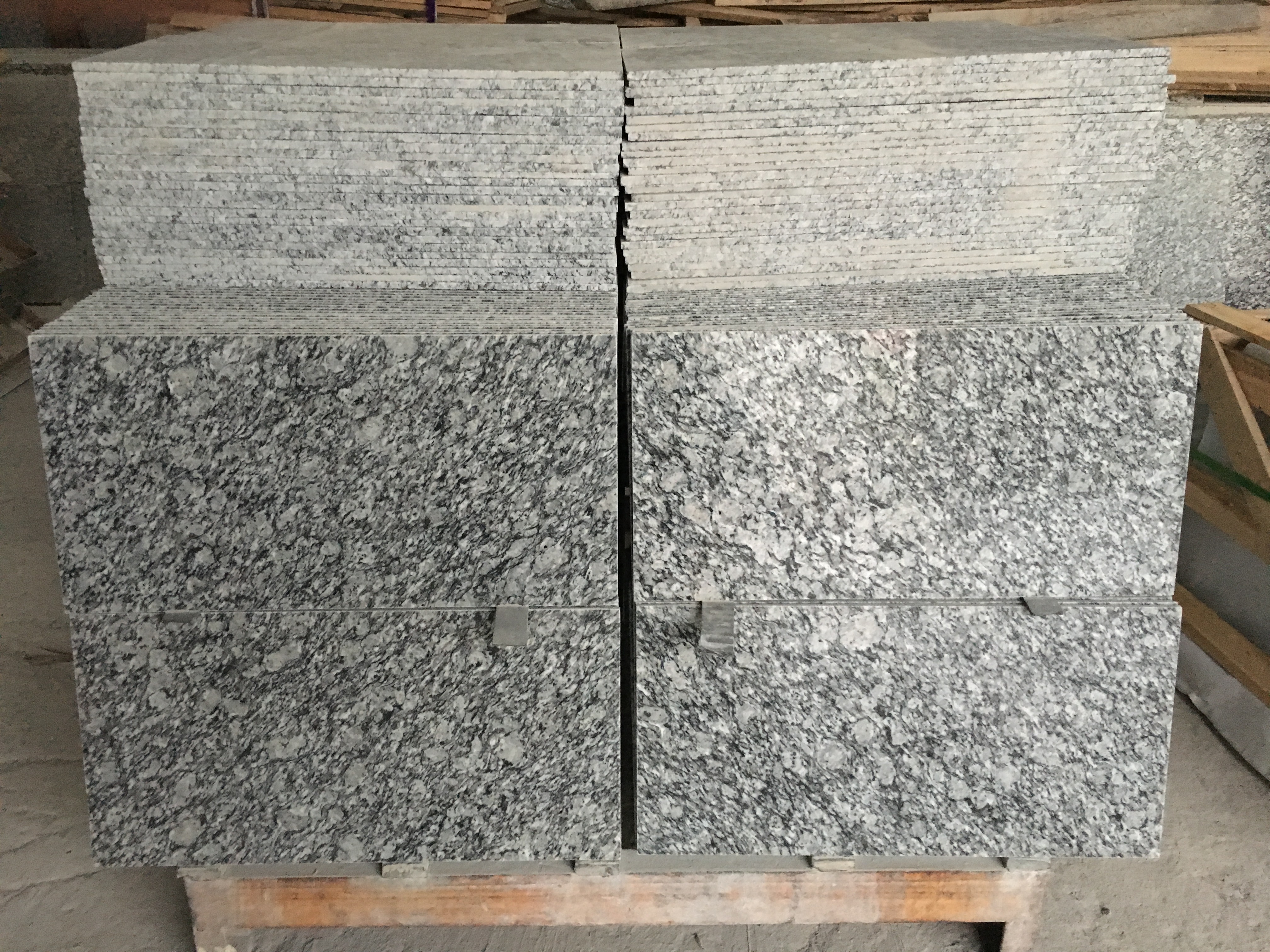 Spray White Granite Slab