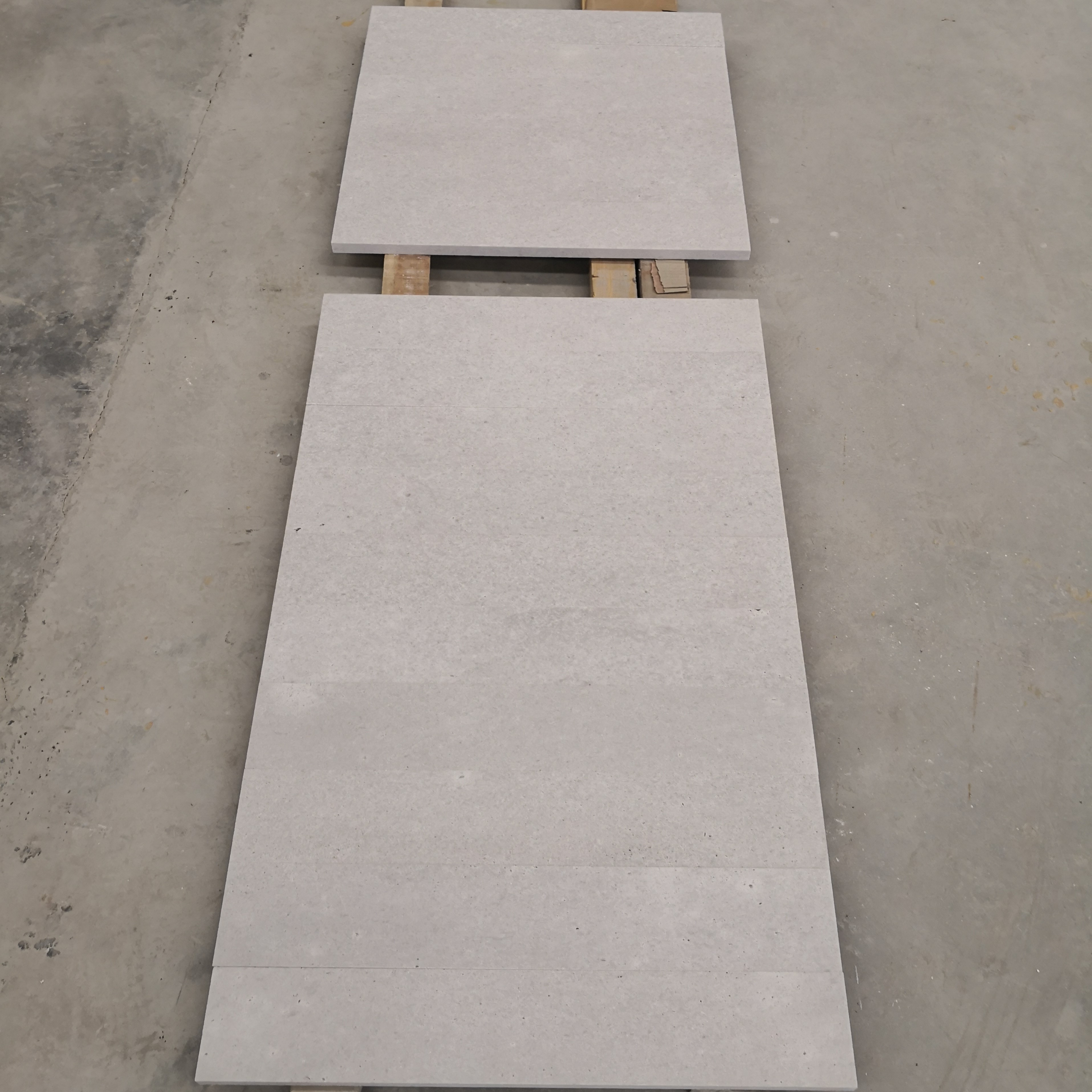 Honed Grey Travertine Pool Floor Tiles