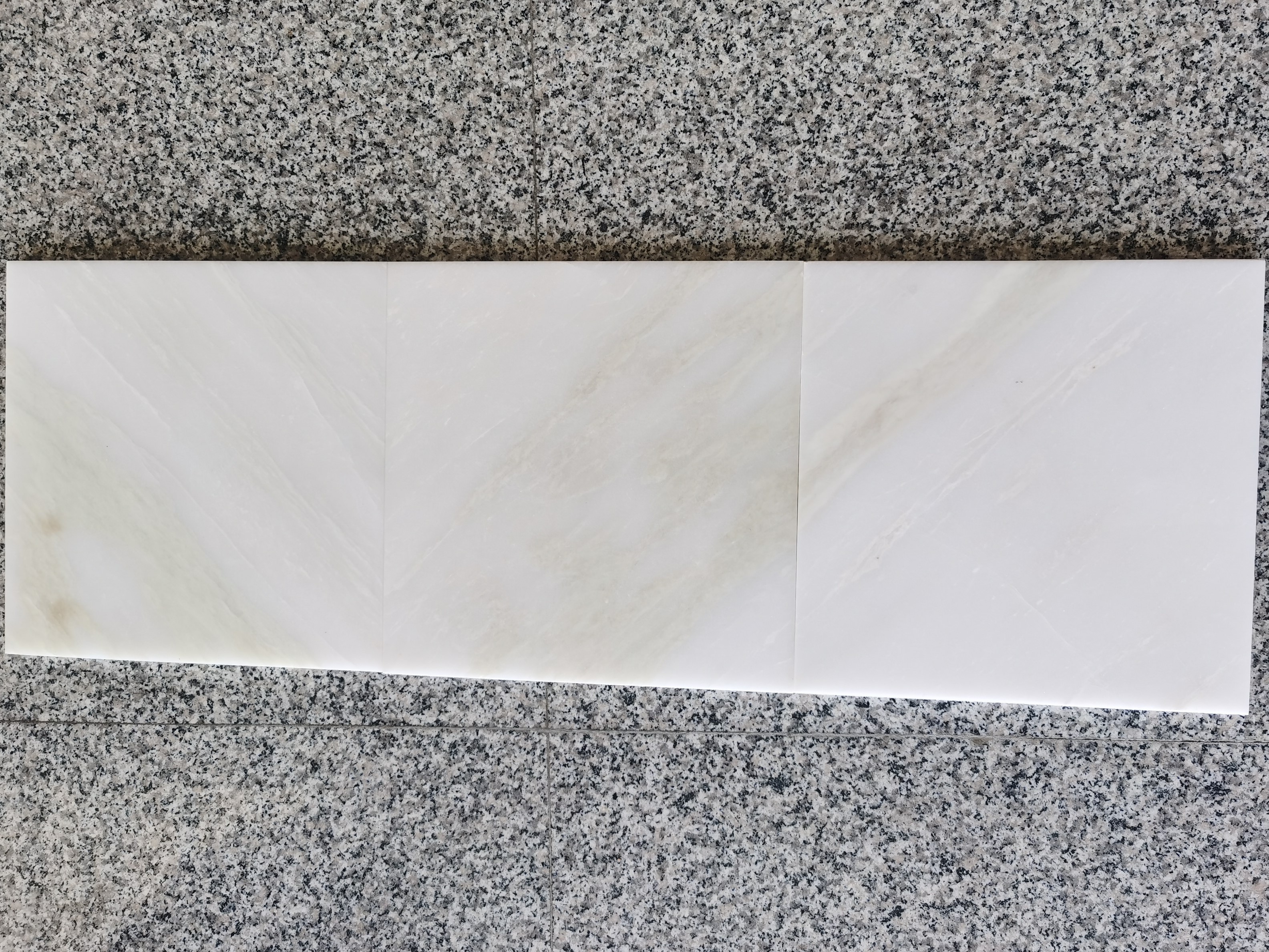 Royal White Onyx Floor Tiles