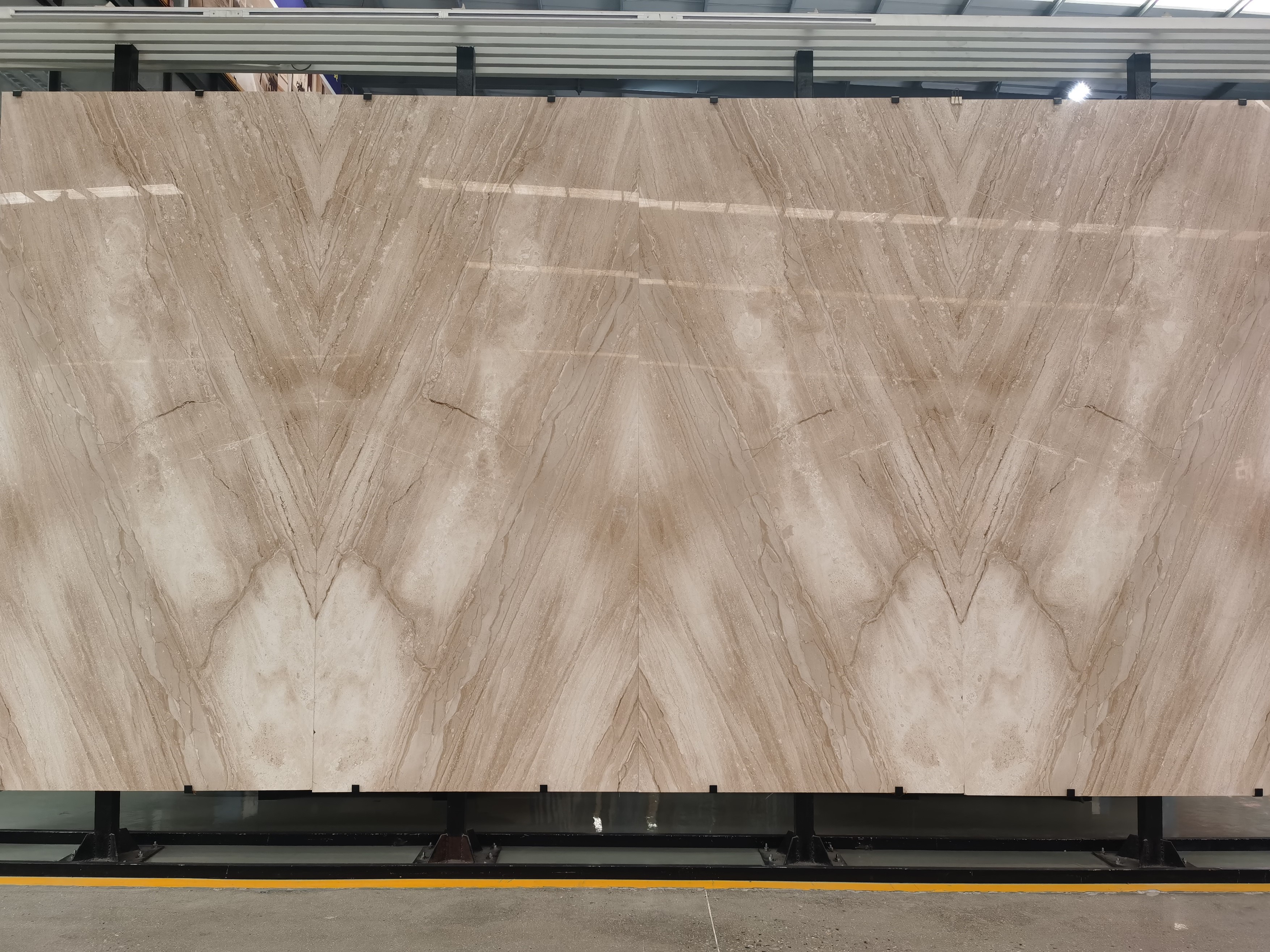 Daino Reale Beige Marble