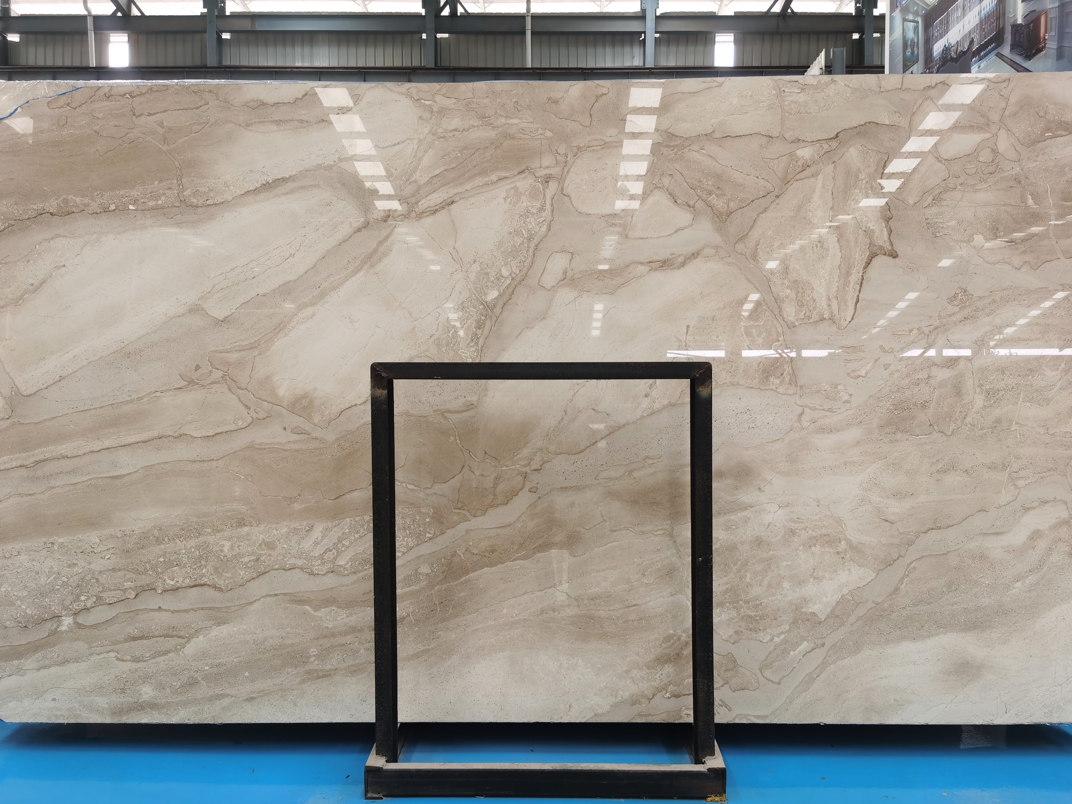 Daino Reale Beige Marble