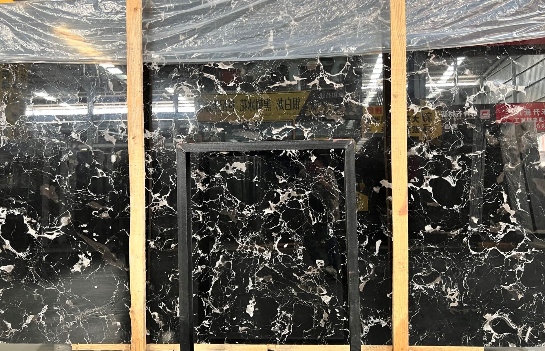 Century Black Ice Flower Marble