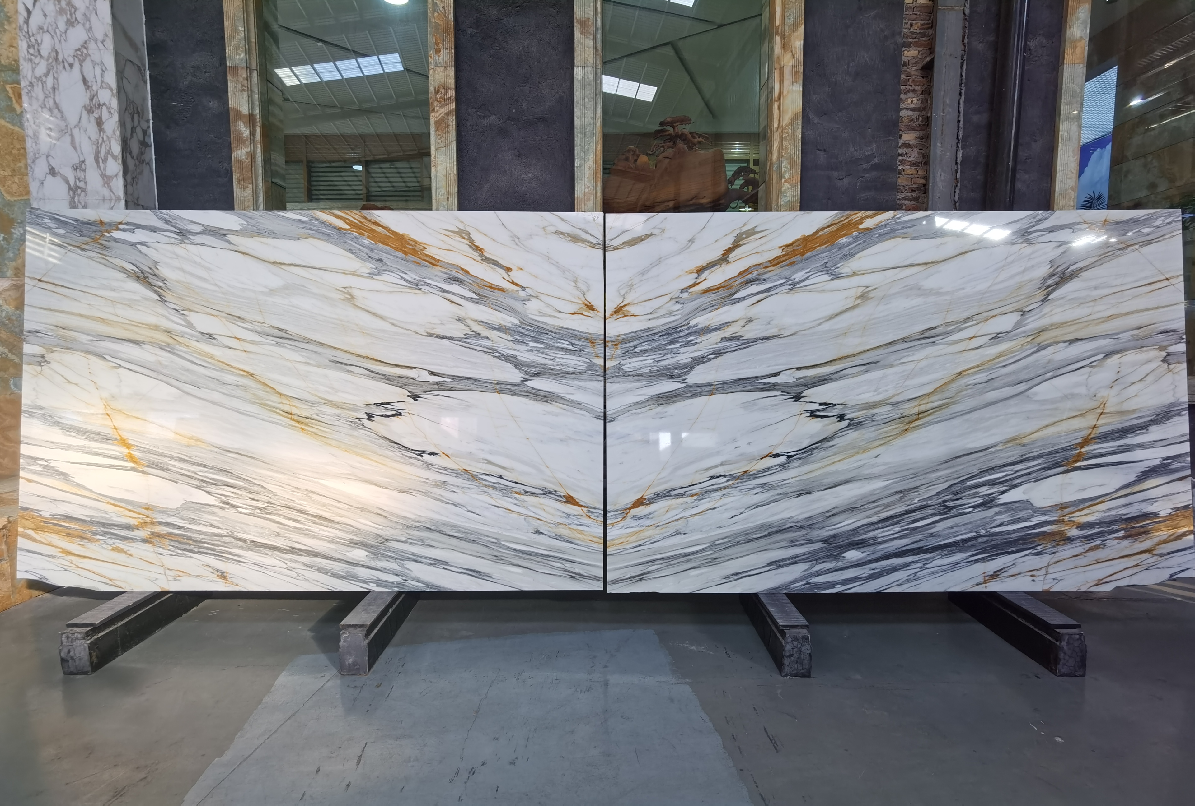 Calacatta Oro Extra Vagli Marble