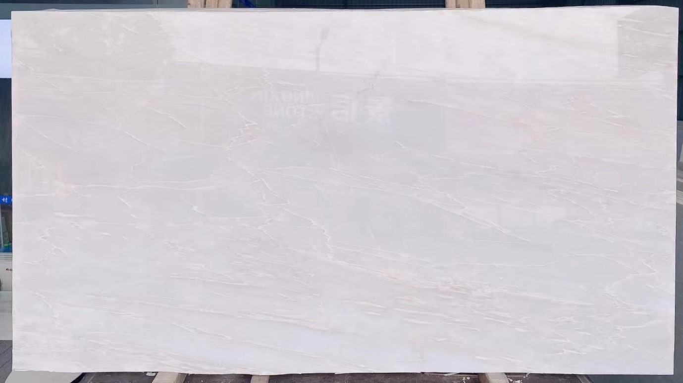 Rhinoceros White Marble