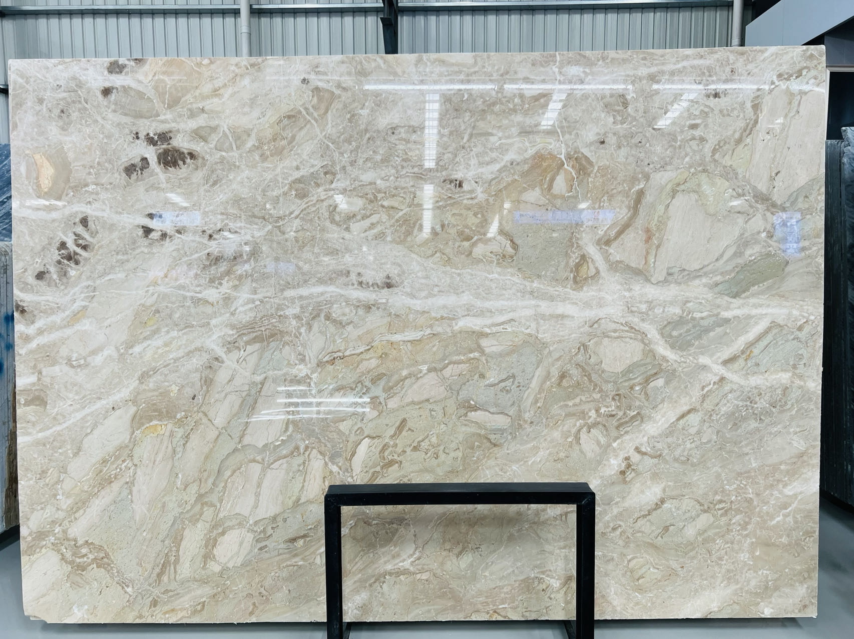 Breccia Oniciata Classica Marble