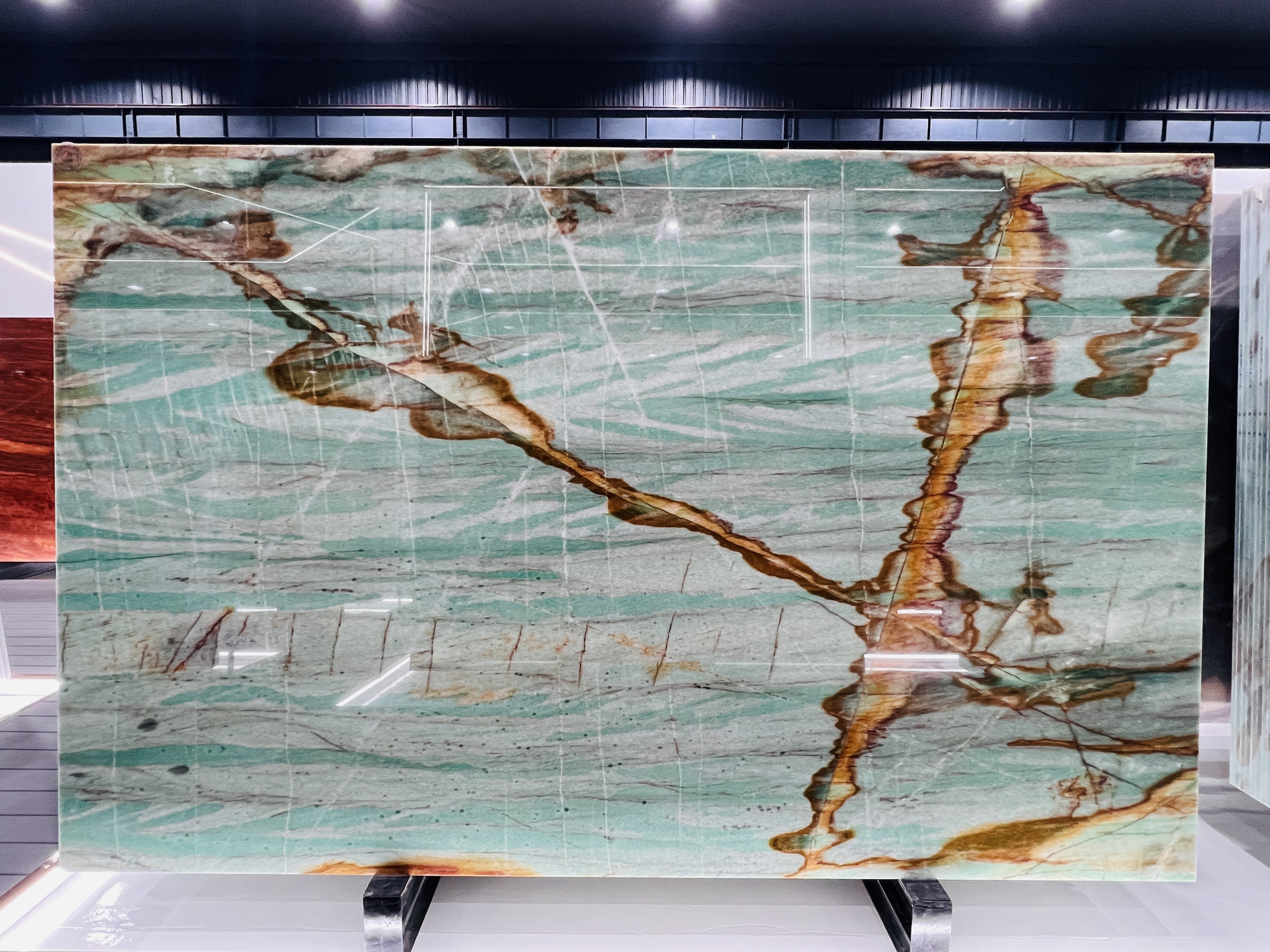 Niagara Green Wave Quartzite Slab