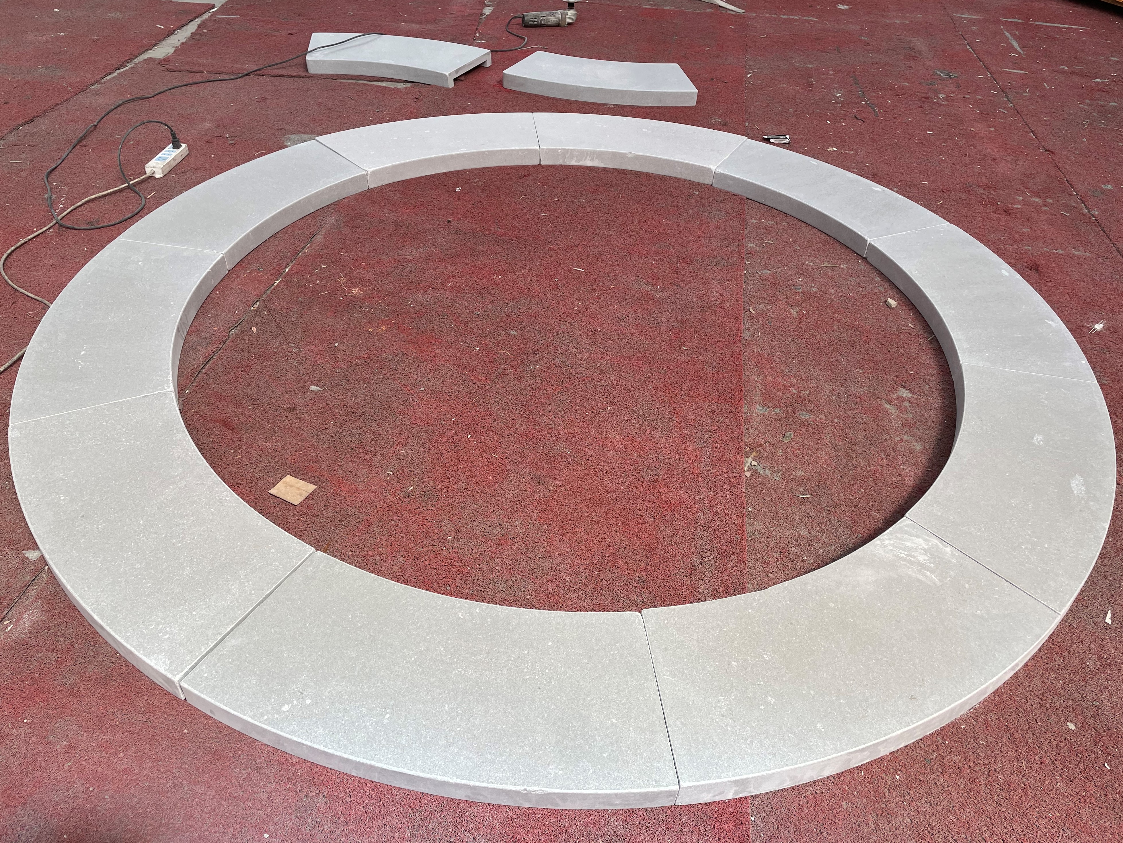 Round Tumbled Shay Grey Marble Drop Face Pool Coping Tiles
