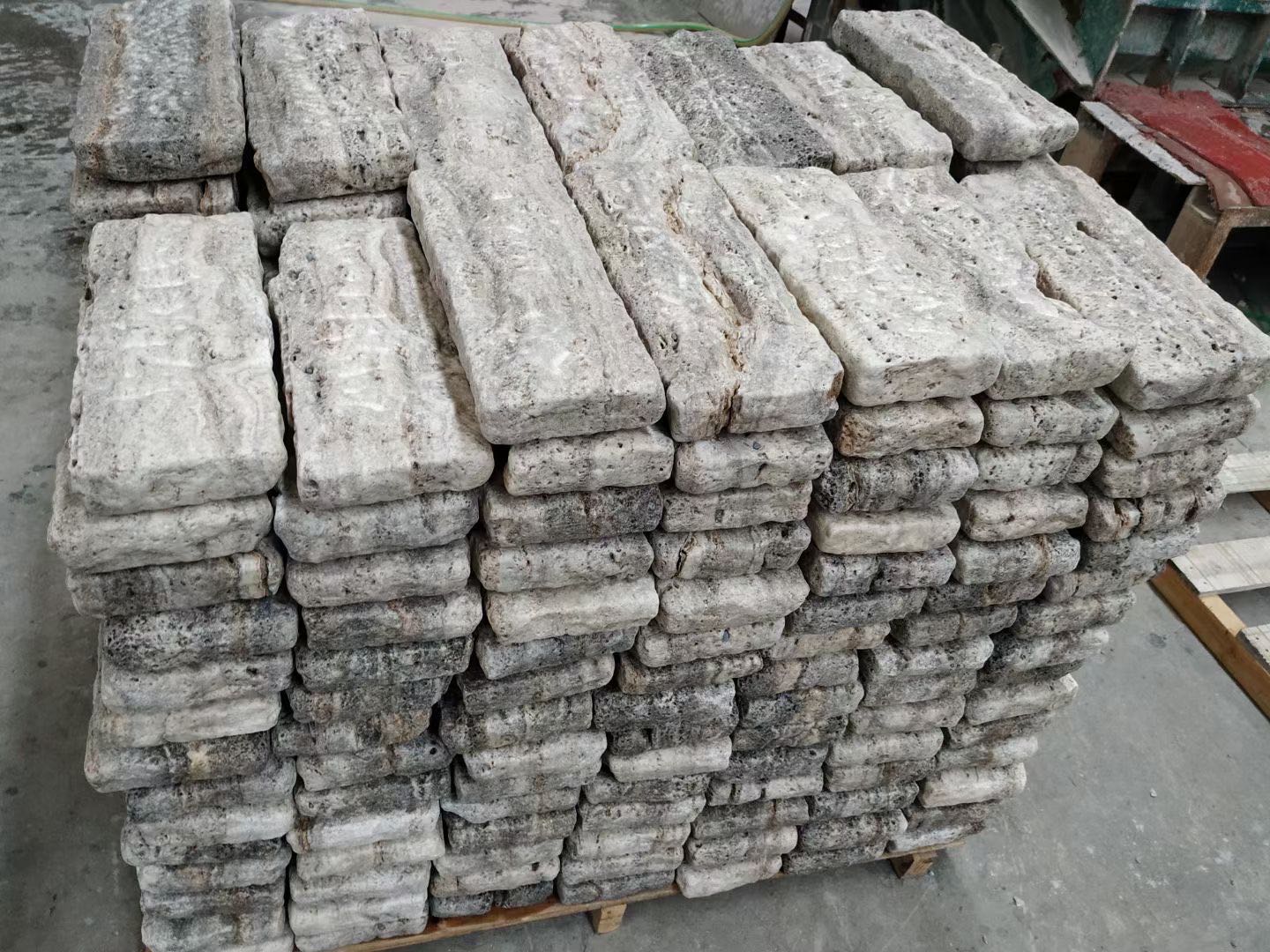 Tumbled Silver Grey Travertine Paver Tiles