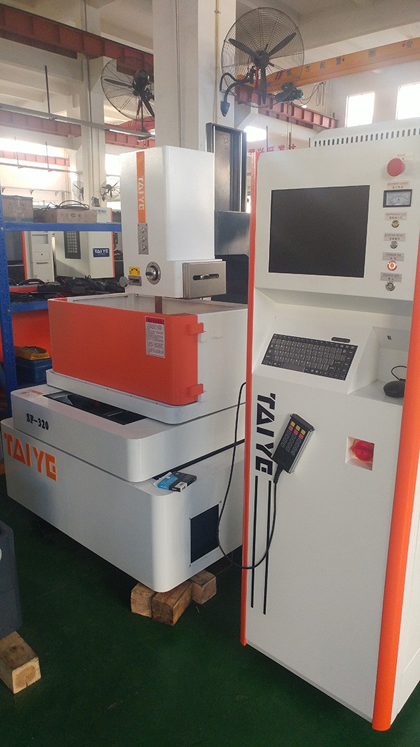 320 Type CNC Wire EDM Machine, Medium Speed Wire EDM Machine