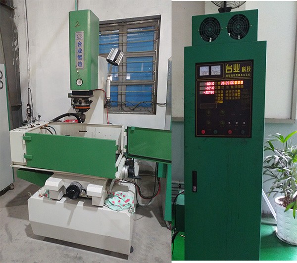 7130 EDM Sparking Machine For Mold Dies Processing