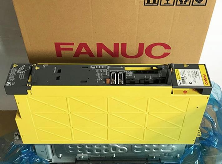 VMC1270 Type 3 Axis Hard Line Vertical Machining Center With Fanuc Control And 24 ATC