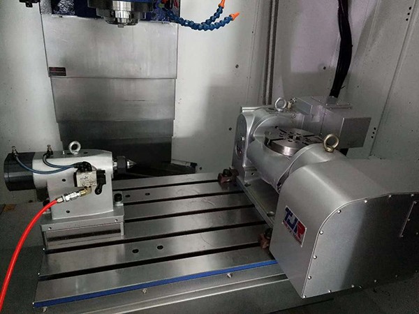 VMC850 4axis Rail Line Milling Machining Center CNC Vertical Machining Center For Machining And Mold Process