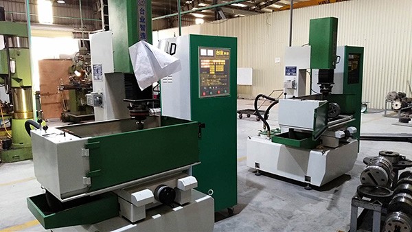 71750 Sinker EDM Machine For Metal Working