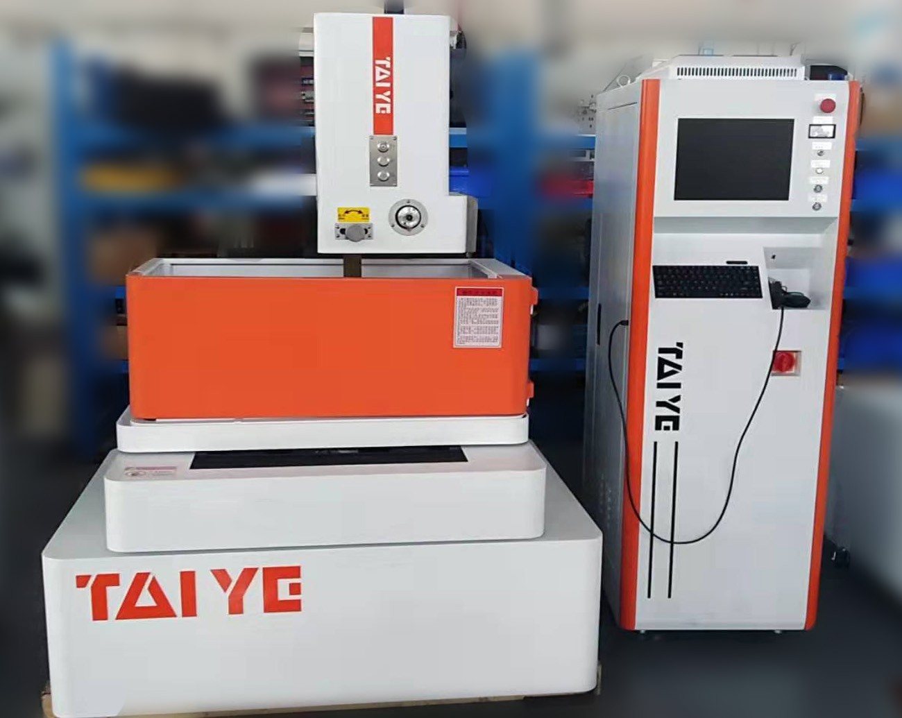 80 Close Loop Servo Molybdenum wireCut EDM Machine