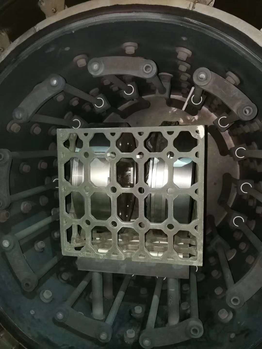 966 Oil Quenching Pressurized Air Cooled Vacuum Furnace，heat Treatment Vacuum Furnace