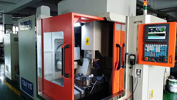 600 Series CNC Metal Working Engraving -milling Machine Tool