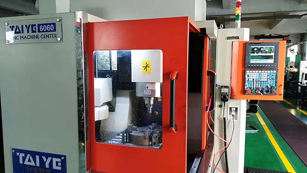 600 Series CNC Mold Dies Engraving -milling Machine Tool