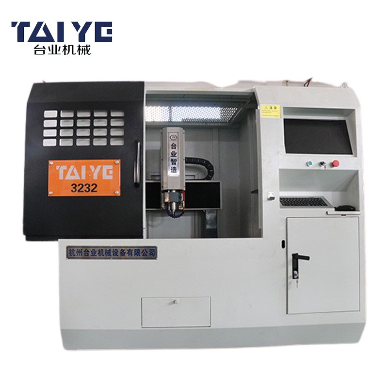 3232 Typ Metallbearbeitung CNC Gravurfräsmaschine