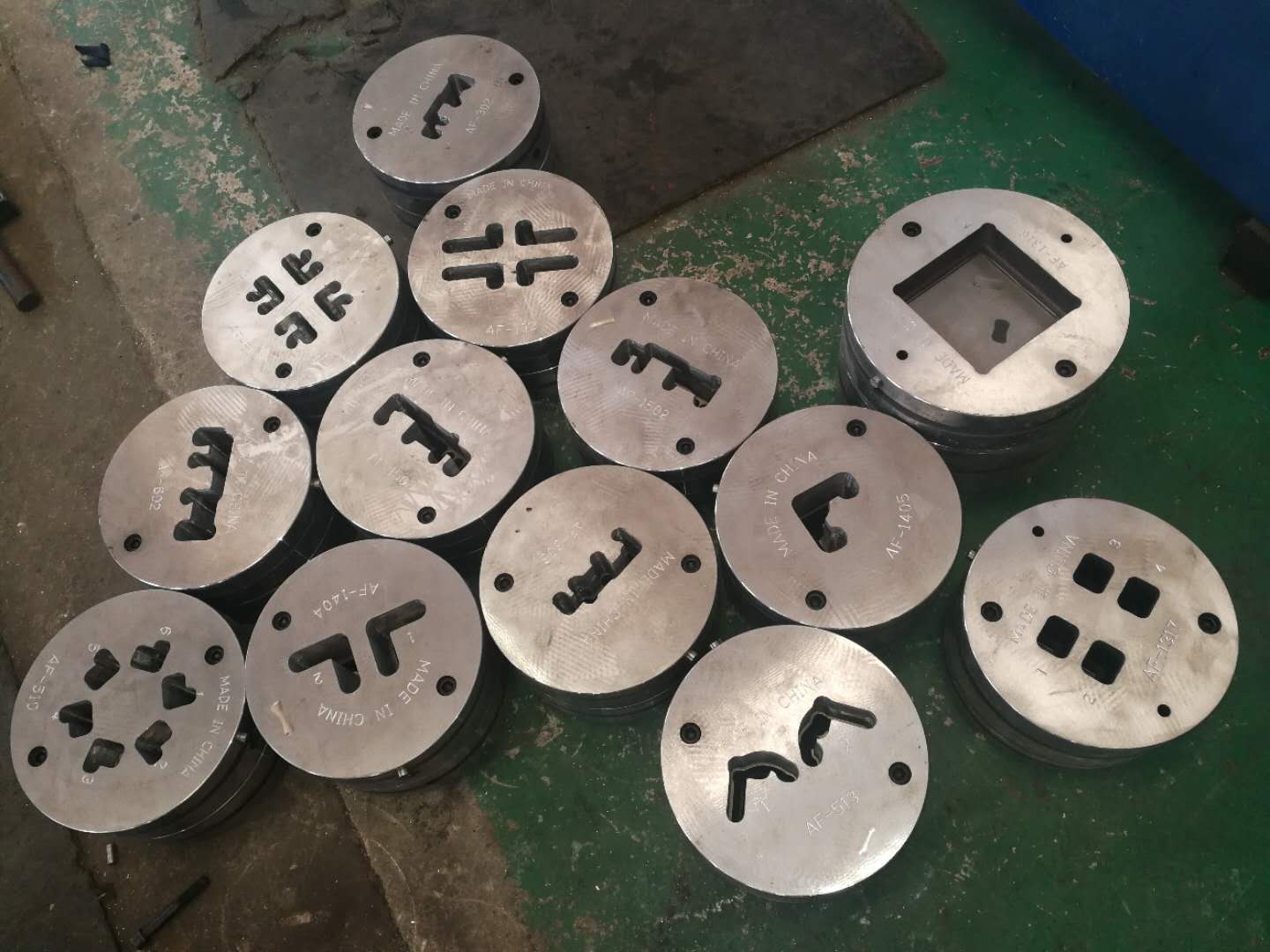 6180 Fool -like Type Flat Bed CNC Lathe Special For Aluminum Extrusion Mold Dies