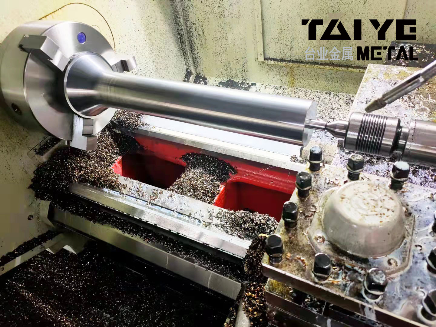 How to prevent the H13 die steel extrusion stem from breaking