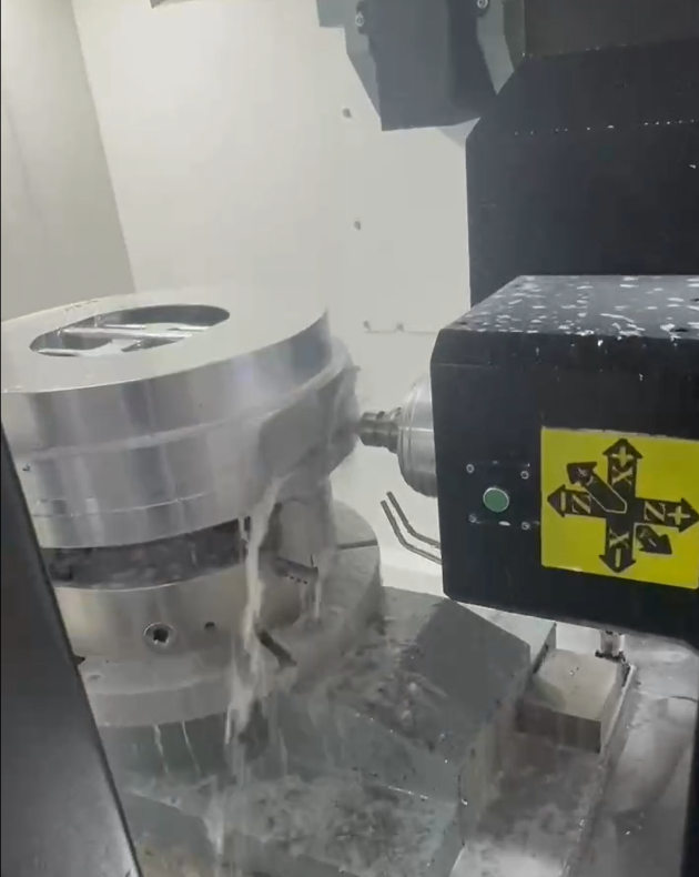 Aluminum extrusion die