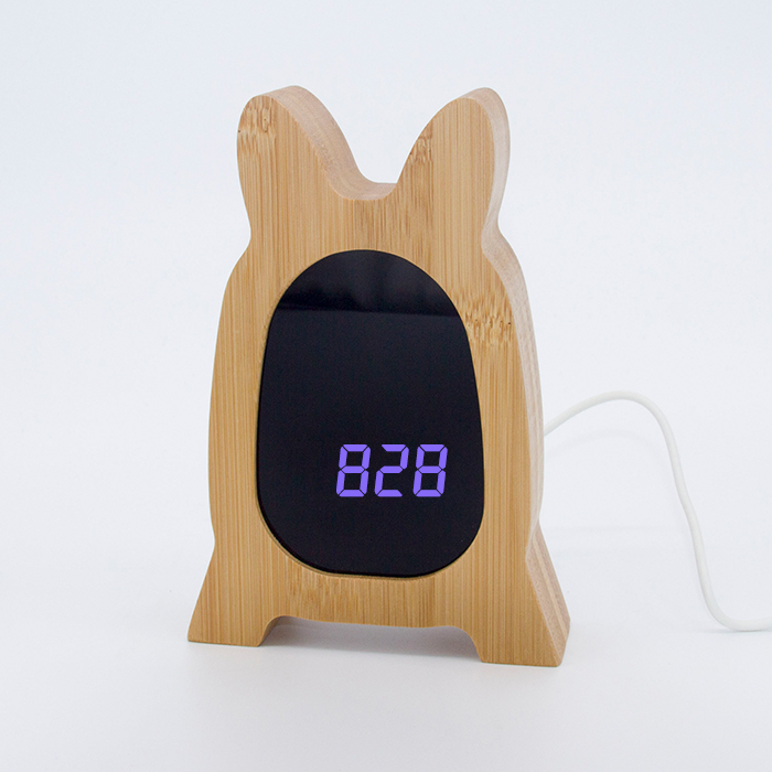 Reloj LED de bambú