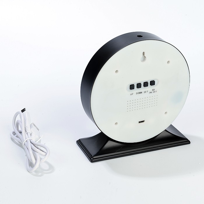 Китай Маленький светодиодный стол с будильником Светодиодные часы с функцией голосового пробуждения, производитель