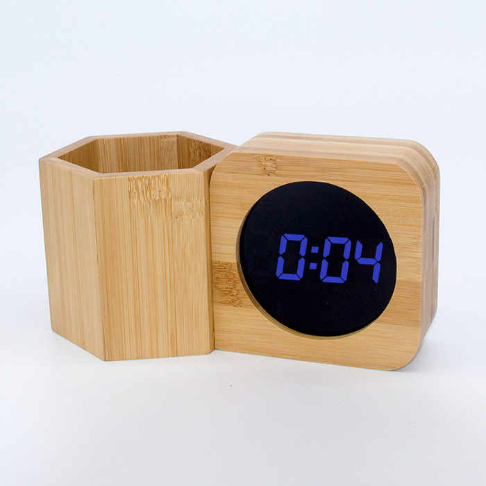 horloge de table LED en bambou