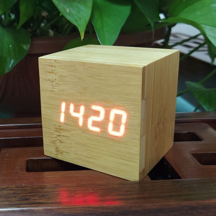 Latest Design Bamboo Cube Mini LED Bambaoo Digital Alarm Clock