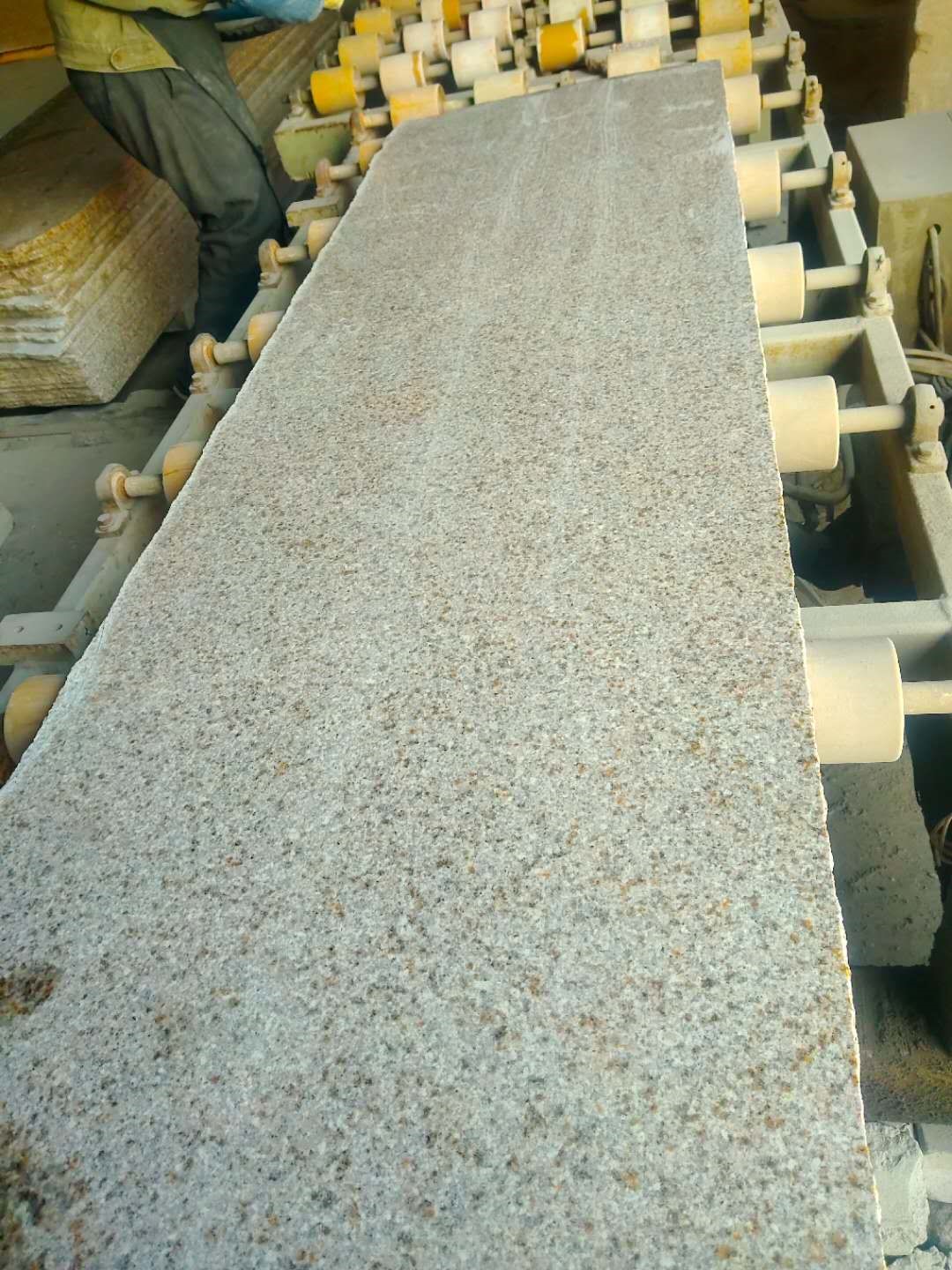 Bush Hammered G682 Granite Wall Tile