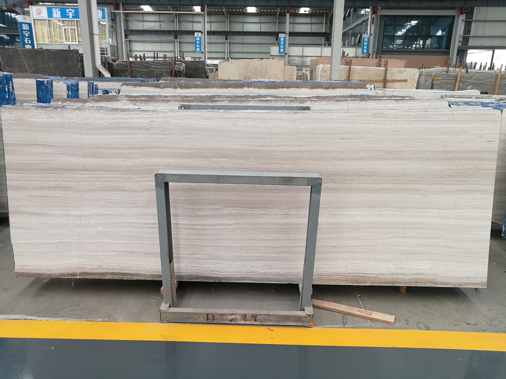 Natural Polished White Wood Marble Tile
