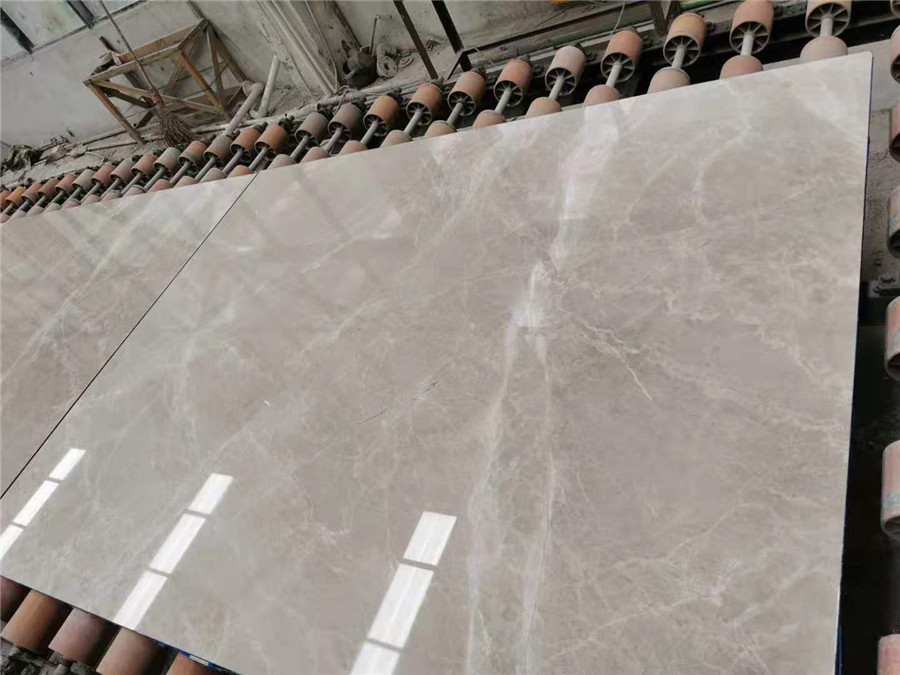 puting kulay abong marmol na tile