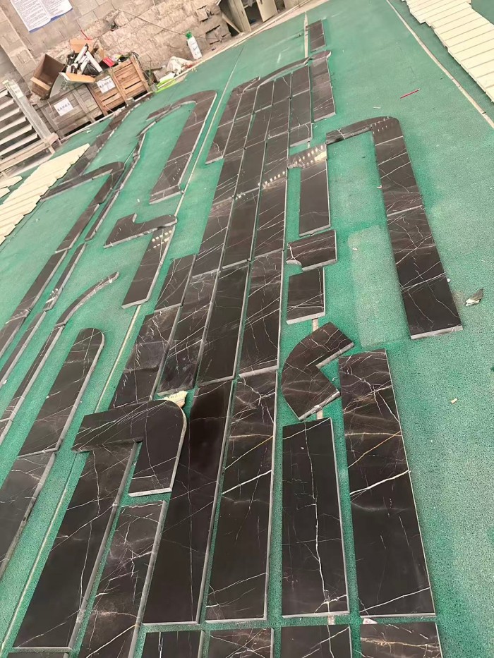 High Polished Saint Laurent Gold Marble Slabs for Flooring/Wall