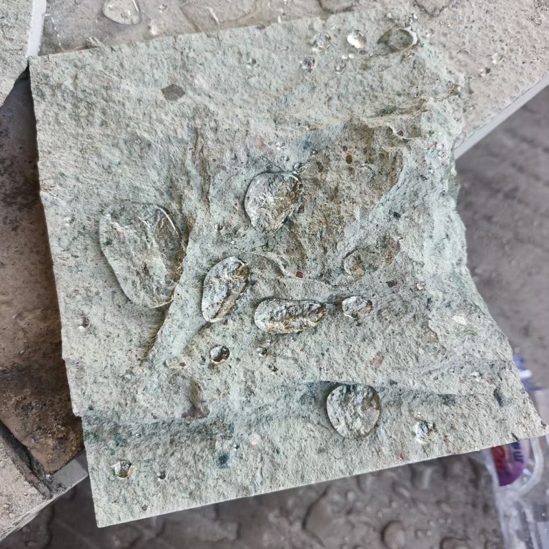 Green Rockface Limestone Size 200x200x20mm