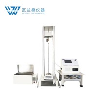 Tıbbi cihazlar, hidrostatik basınç altında bir sıvı akışı test ekipmanına tabi tutulur